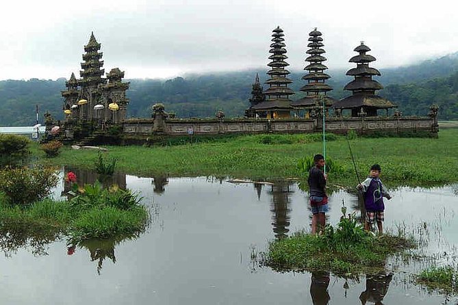 Private Munduk Waterfalls Trekking Tour - Who should book this Munduk tour
