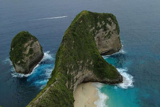 Private Nusa Penida Snorkeling Tour - Kelingking Beach before the crowds build