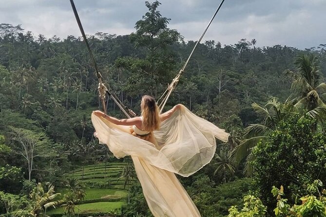 Private Tour Bali: Lempuyang Temple / Gate of Heaven, tirtagangga, waterfall. - Lempuyang and the Gate of Heaven at sunset