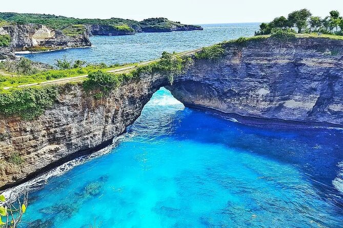 Private Tour West Nusa Penida with T-Rex Beach - Molateng Treehouse and the photo stops