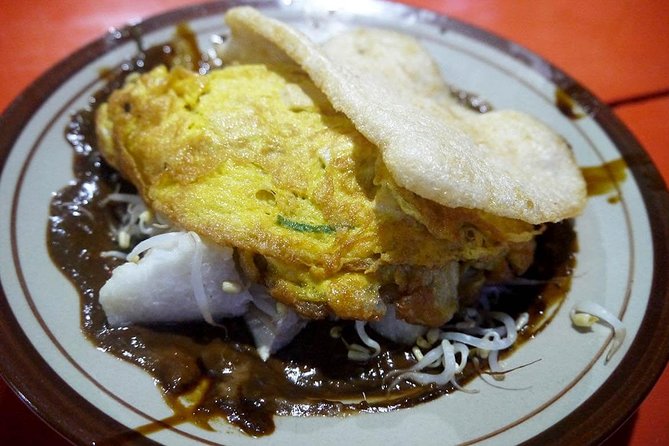Small-Group Denpasar Night Food Tour - The $39 price: fair if you value variety
