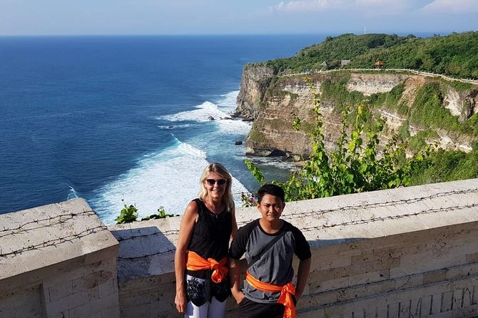 Tanah Lot and Uluwatu Temple Private Guided Tour - Why this route works for a first Bali day
