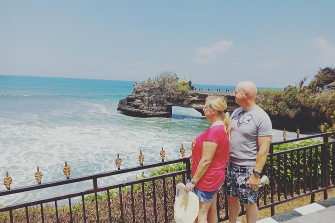 Tanah Lot and Uluwatu Temple - Stunning Ocean View with Sunset - The driver is central to the experience