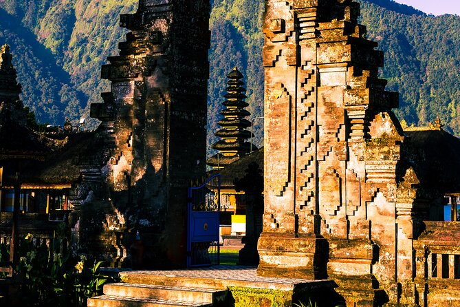 Tanah Lot - Jatiluwih (UNESCO) - Beratan lake -Hidden hill (Wanagiri)-FREE WI-FI - Wanagiri Hidden Hills and the twin-lake views