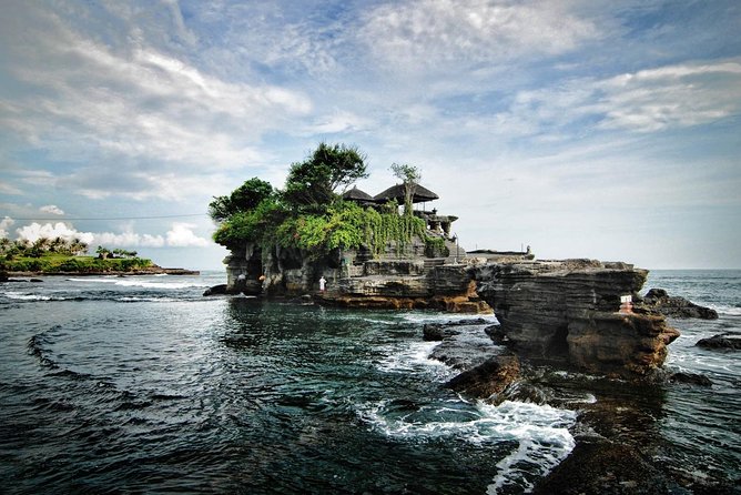 Tanah Lot Sunset and Spa Tour from Bali - Tips for making the visit smoother