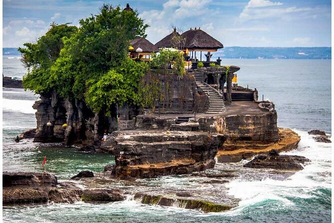 Tanah Lot Sunset Private Tour - Two temples, two very different Bali experiences