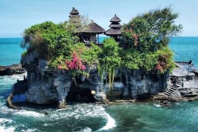 Tanah Lot Tour & North Bali Tour : All-Inclusive Best Experience