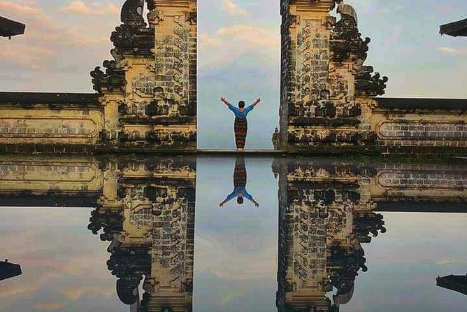 The Gates of Heaven Lempuyang Tours All Inclusive - Celuk Village, coffee, and optional activities