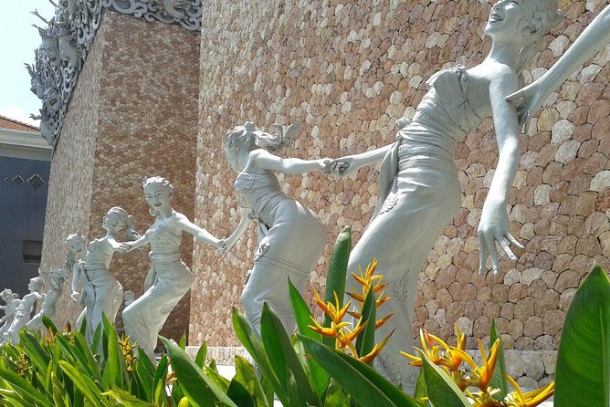 Ubud Cultural Day Tour: A Day for Balinese Cultural Experience - Barong dance: a dramatic start to the day