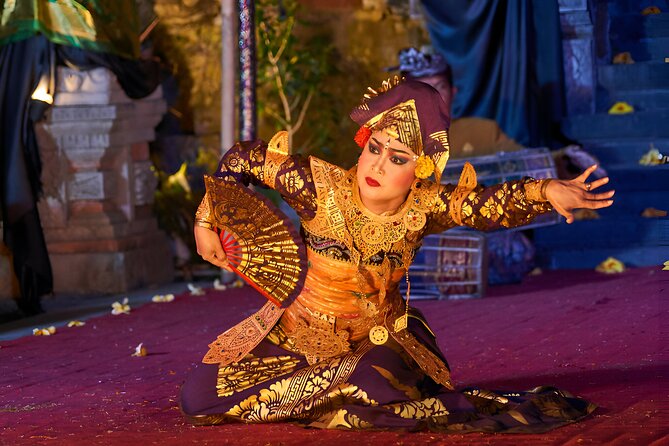 Ubud Night Half Day Trip with Legong Dance Performance - Ubud Palace: a short look at the town’s royal center