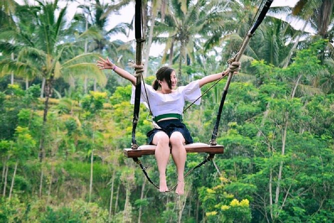 Ubud Private Tour : Ubud Temple and Authentic of Ubud - Batuan Temple and the detail of Balinese carving