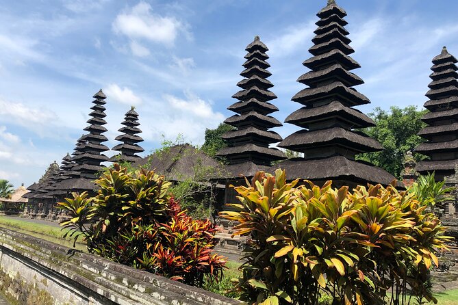 Ulun Danu Bratan Temple with Tanah Lot Sunset - Is $65 a fair price?