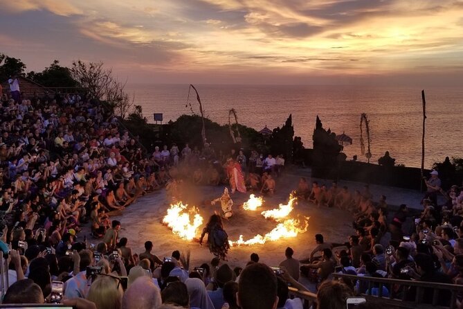 Uluwatu Sunset, Kecak Dance and Jimbaran Seafood Dinner - Kuta Beach: a lively first taste of Bali