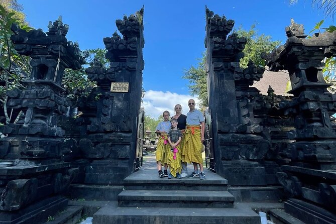 Uluwatu Surrounding: GWK- Padang Beach- Uluwatu Temple - Timing the day from Seminyak