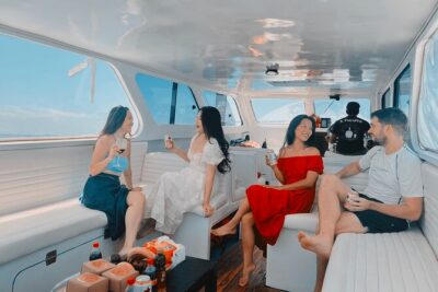 VIP Private Boat to Nusa Penida: Snorkeling with Mantas + Land Tour Adventure
