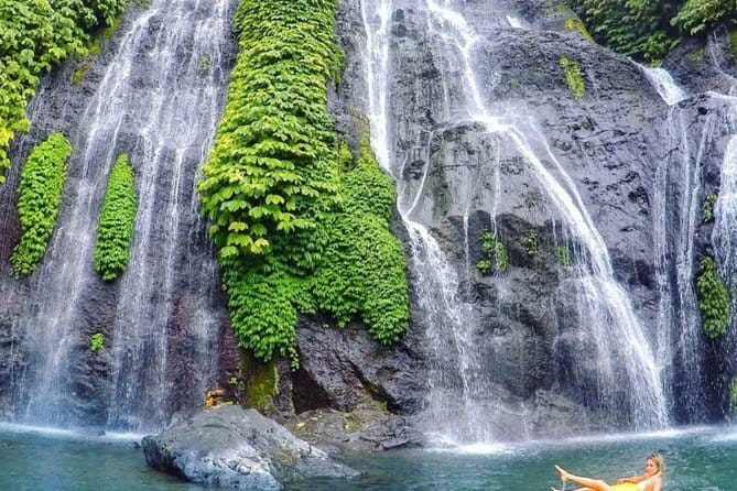 Waterfall Tour: North Bali Best Waterfalls - Leke Leke, a photo stop with a jungle feel